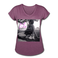 Cat Lady V-Neck T-Shirt - heather plum