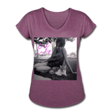 Cat Lady V-Neck T-Shirt - heather plum